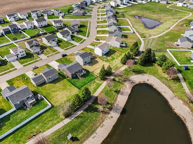 1637 Tea Pond Court, Vicksburg Vllg, MI 49097