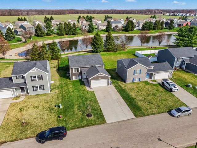 1637 Tea Pond Court, Vicksburg Vllg, MI 49097