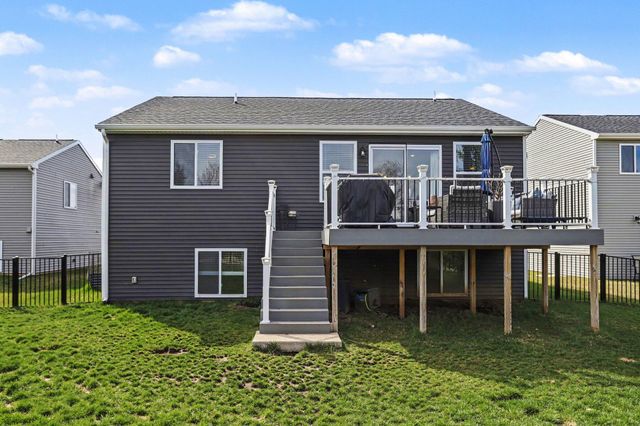 1637 Tea Pond Court, Vicksburg Vllg, MI 49097