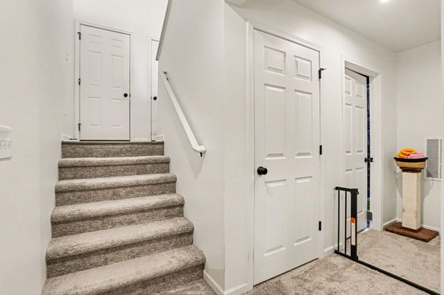 1637 Tea Pond Court, Vicksburg Vllg, MI 49097