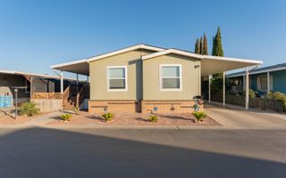 900 E Rankin Rd SE 72, Tulare, CA 93274