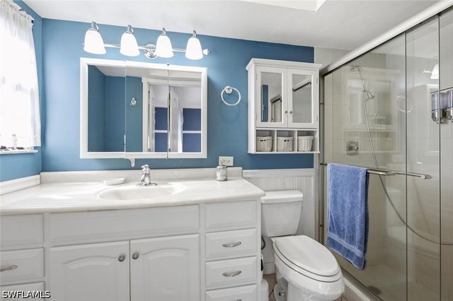 120 Fleur De Lis LN, Naples, FL 34112