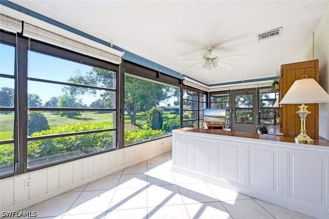 120 Fleur De Lis LN, Naples, FL 34112