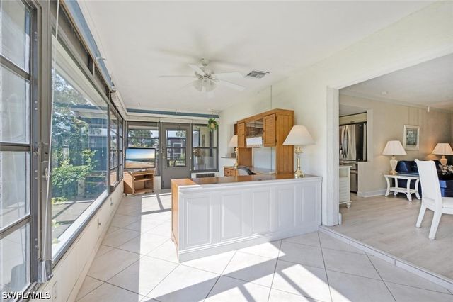 120 Fleur De Lis LN, Naples, FL 34112