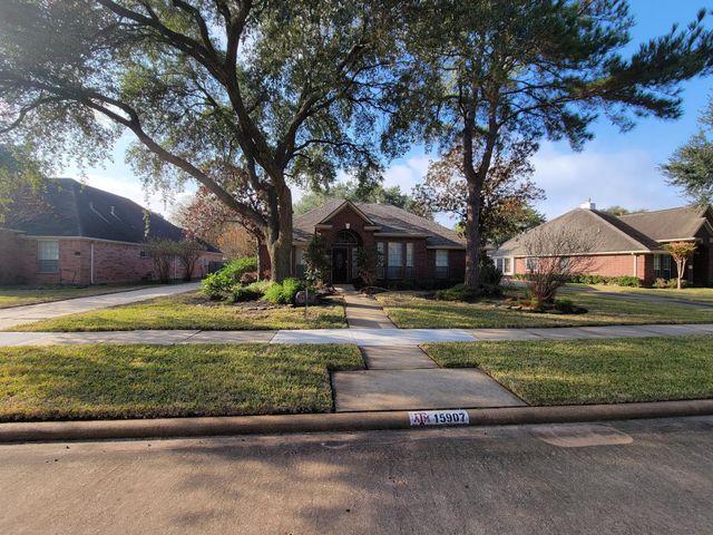 15907 Aberdeen Trails Drive, Houston, TX 77095