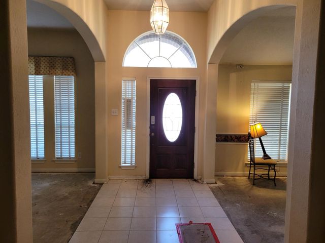 15907 Aberdeen Trails Drive, Houston, TX 77095