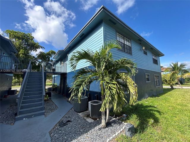 7625 Tam Oshanter Boulevard 102-2, North Lauderdale, FL 33068