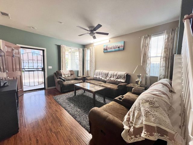 530 Willie Hausey Way, Sacramento, CA 95838