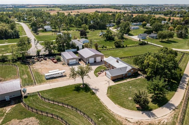 5901 Williams Boulevard SW, Cedar Rapids, IA 52404