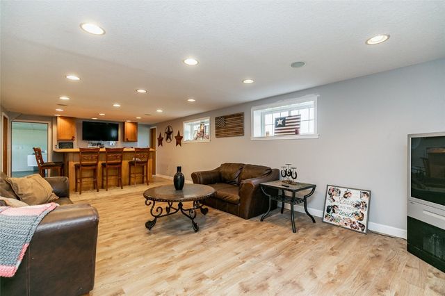 5901 Williams Boulevard SW, Cedar Rapids, IA 52404