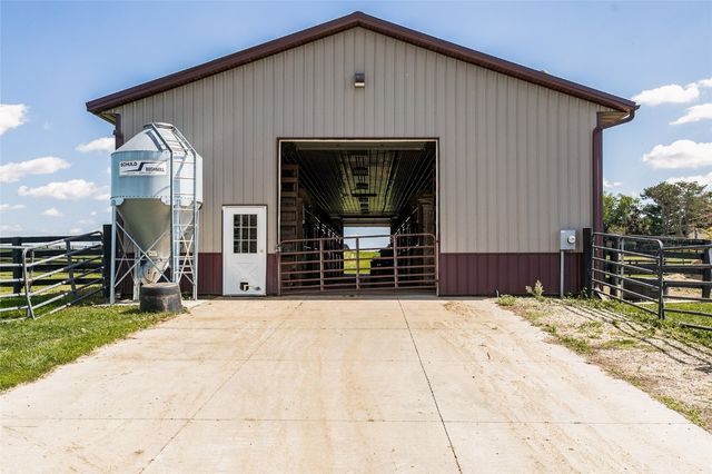 5901 Williams Boulevard SW, Cedar Rapids, IA 52404