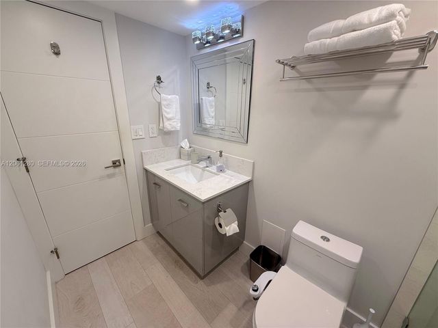 5555 Collins Avenue 12C, Miami Beach, FL 33140