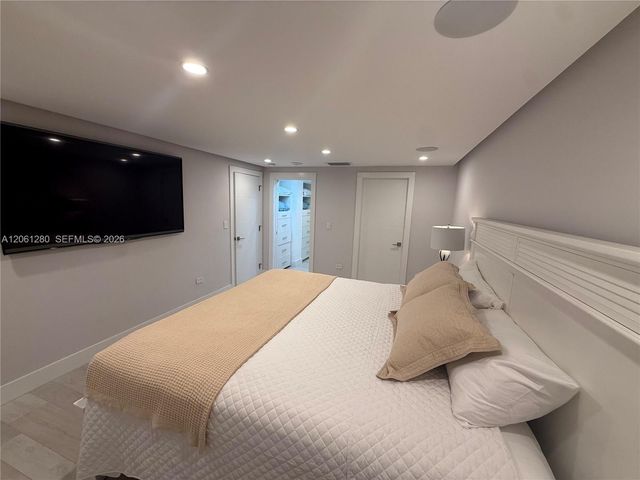 5555 Collins Avenue 12C, Miami Beach, FL 33140