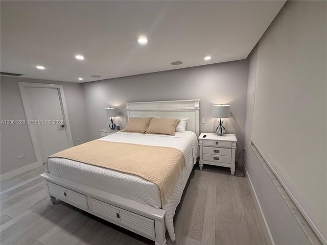 5555 Collins Avenue 12C, Miami Beach, FL 33140