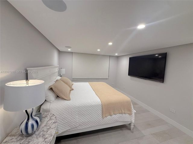5555 Collins Avenue 12C, Miami Beach, FL 33140
