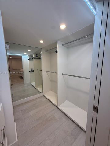 5555 Collins Avenue 12C, Miami Beach, FL 33140