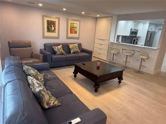5555 Collins Avenue 12C, Miami Beach, FL 33140