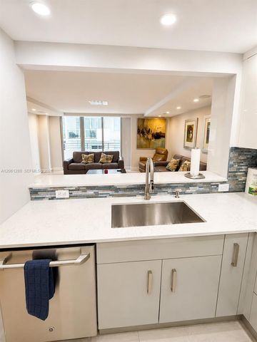 5555 Collins Avenue 12C, Miami Beach, FL 33140