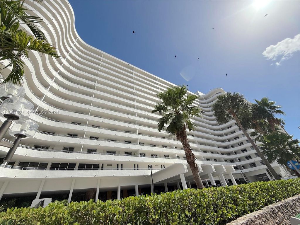 5555 Collins Avenue 12C, Miami Beach, FL 33140
