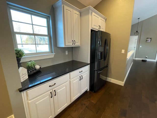 440 Flat Tops Drive, Forsyth, MO 65653