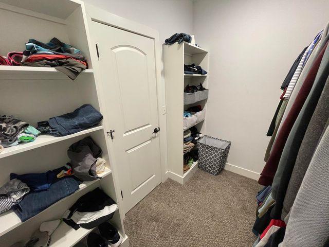 440 Flat Tops Drive, Forsyth, MO 65653