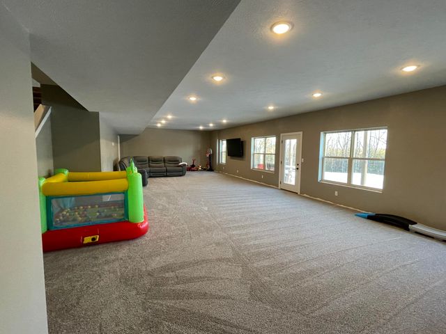 440 Flat Tops Drive, Forsyth, MO 65653