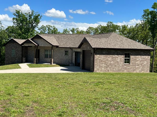 440 Flat Tops Drive, Forsyth, MO 65653