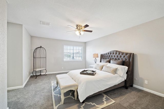 11883 Algonquin Drive, Houston, TX 77089