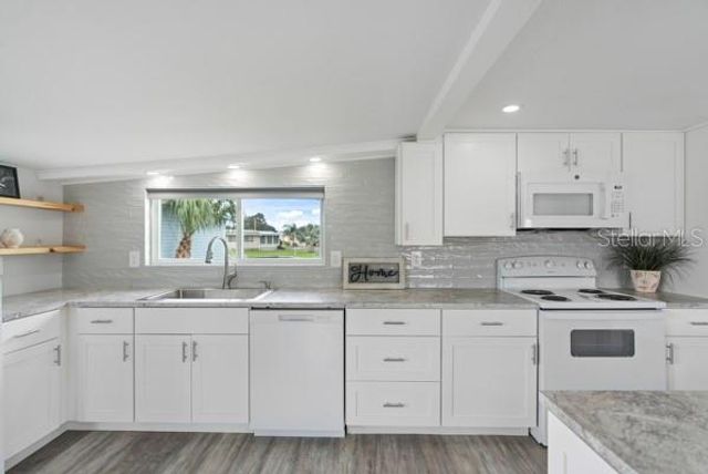 10512 PALM DRIVE 2, Largo, FL 33773