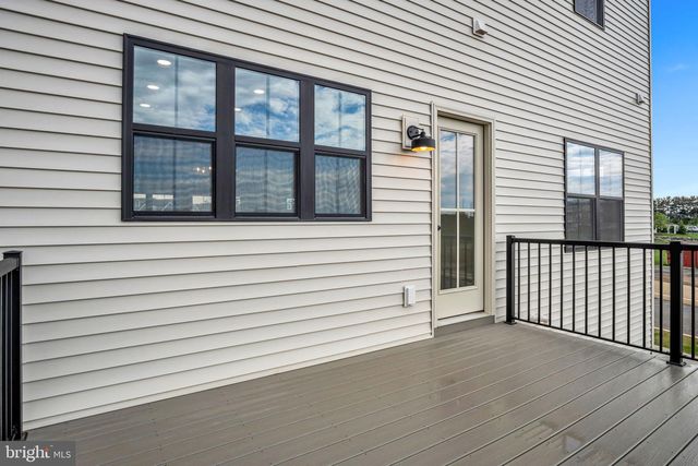 194 TRAILSIDE COURT, Lebanon, PA 17042