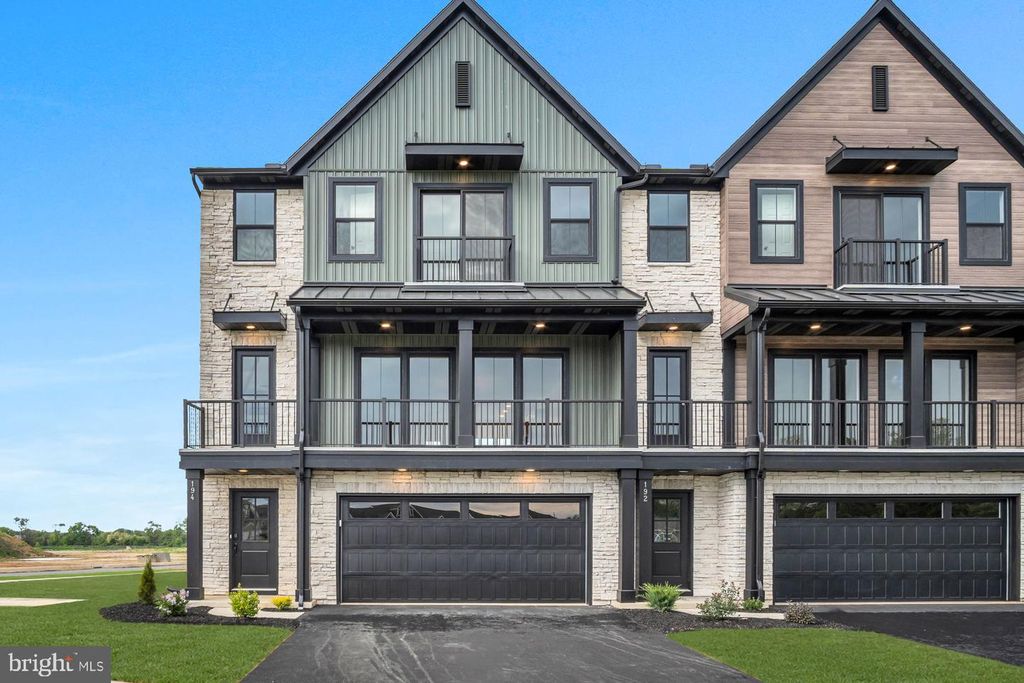 194 TRAILSIDE COURT, Lebanon, PA 17042