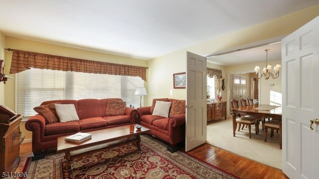 21 Lenape Trl, Warren Twp., NJ 07059