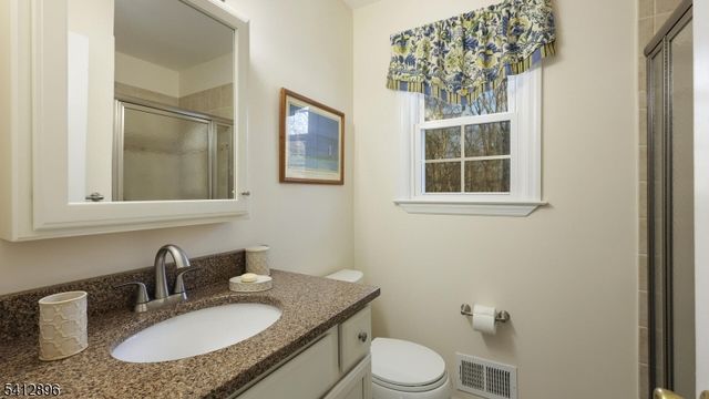 21 Lenape Trl, Warren Twp., NJ 07059