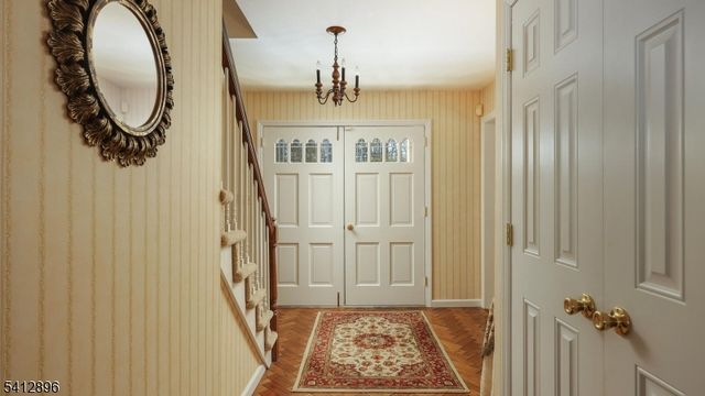 21 Lenape Trl, Warren Twp., NJ 07059