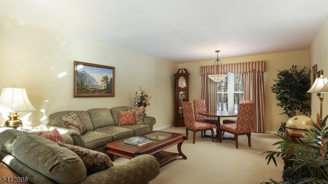 21 Lenape Trl, Warren Twp., NJ 07059