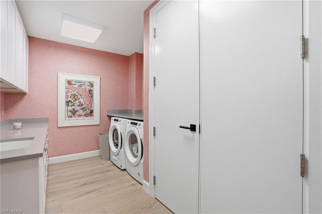 1115 Central AVE 456, Naples, FL 34102