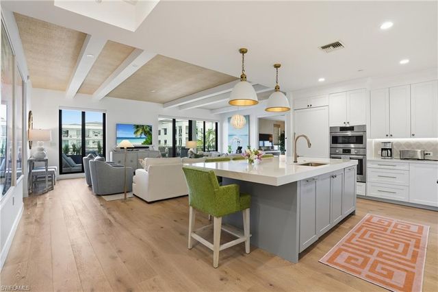 1115 Central AVE 456, Naples, FL 34102