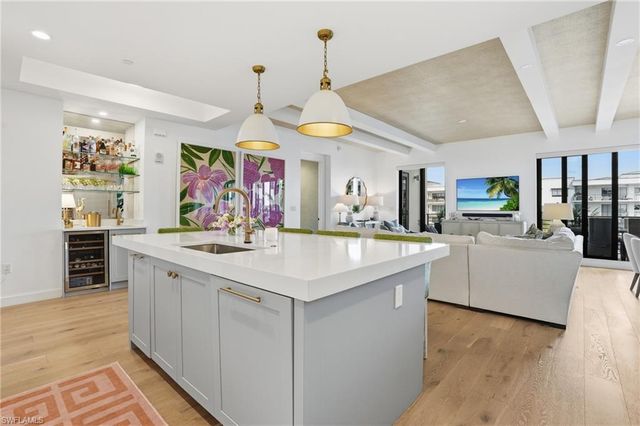 1115 Central AVE 456, Naples, FL 34102