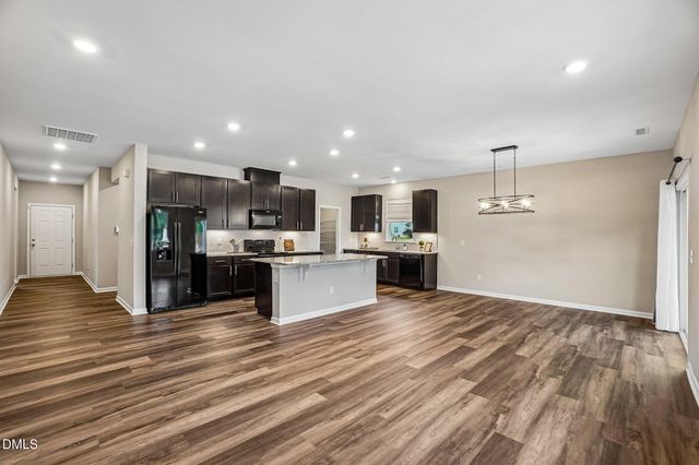 121 Rawls Meadow, Fuquay Varina, NC 27526