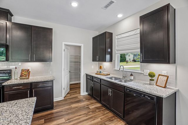 121 Rawls Meadow, Fuquay Varina, NC 27526