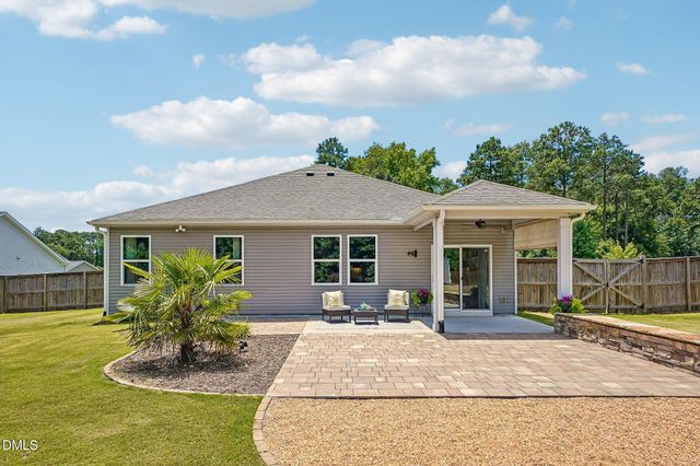 121 Rawls Meadow, Fuquay Varina, NC 27526