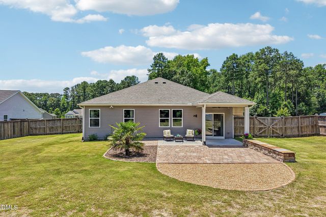 121 Rawls Meadow, Fuquay Varina, NC 27526