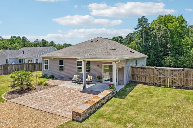 121 Rawls Meadow, Fuquay Varina, NC 27526