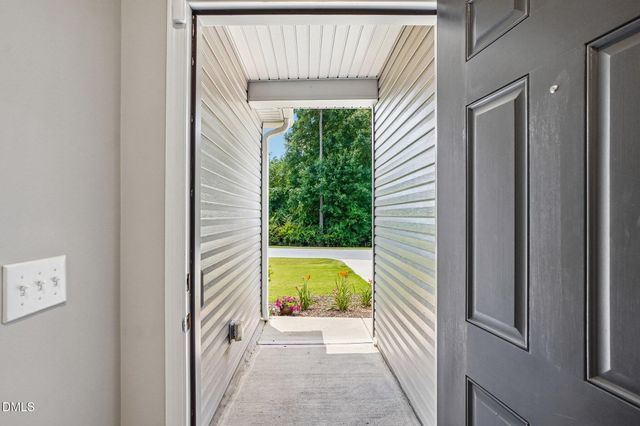 121 Rawls Meadow, Fuquay Varina, NC 27526
