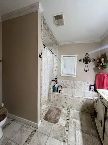 515 Iron Bridge, Lorena, TX 76655