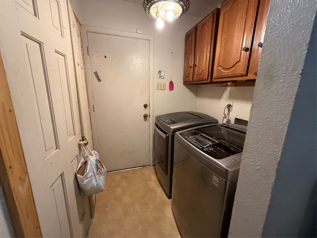 7315 Ridgewick Drive, Dallas, TX 75217