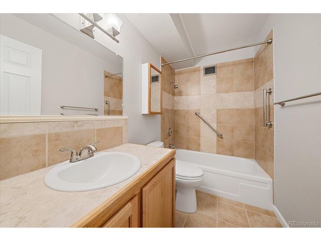 715 S Alton Way 4B, Denver, CO 80247