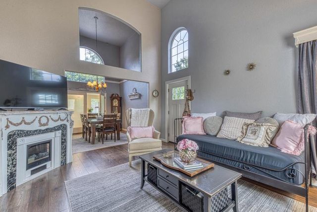 11 Newington Circle, Salinas, CA 93906