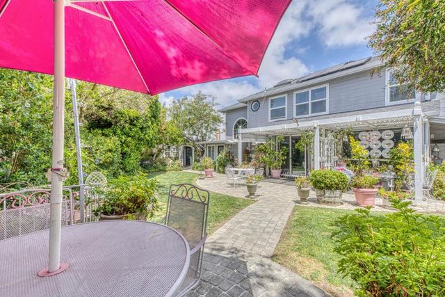 11 Newington Circle, Salinas, CA 93906