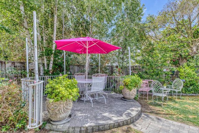 11 Newington Circle, Salinas, CA 93906
